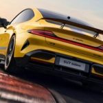 خودروهای برقی باید با تاخیر حرکت کنند؟/ ماجرای یک قانون عجیب