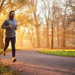 دویدن یا پیاده‌روی در شیب مثبت/ واقعاً کدام برای چربی سوزی بهتر است؟