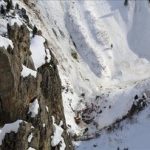 سقوط بهمن قربانی گرفت