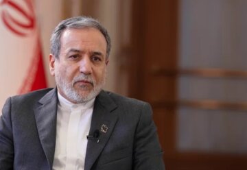 عراقچی: هیچ‌گاه صحنه دیپلماسی را ترک نکردیم اما مذاکره قواعدی دارد