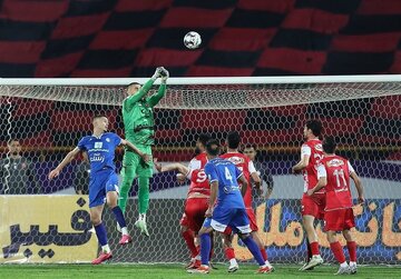 عکس| دیس‌بک سنگین استقلال خوزستان به پوستر پرسپولیس