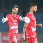 عکس| پورعلی گنجی حرف دل محمد صلاح را خواند!