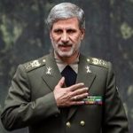 فرمانده کل ارتش: بسیج ستون ثبات ملی است / همدلی نیروهای مسلح سرمایه راهبردی ایران است