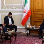 قالیباف در دیدار مقام لبنانی: ایران پشت تصمیمات ملی لبنان می‌ایستد / آتش‌بس فقط روی کاغذ است