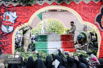لحظه‌به‌لحظه با تشییع ۱۰۰ شهید گمنام دفاع مقدس در تهران