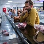 مدیرعامل میادین میوه: گوشت را نصف قیمت می‌دهیم