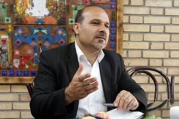 مسیر سخت تعیین دستمزد ۱۴۰۵ / حاج‌اسماعیلی: خط فقر نسبی کشوری ۵۵ میلیون تومان است / پنهان‌کاری در تعیین رقم واقعی خط فقر آسیب‌زاست