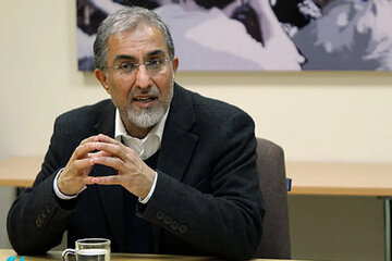 هشدار راغفر درباره فشار به معیشت مردم/ فقط از این طریق می‌توان چشم‌انداز روشنی بزای اقتصاد ایجاد کرد