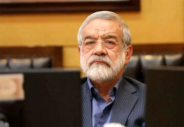 وقتی رئیس‌جمهور علنا با عفاف و حجاب مخالفت می‌کند، نزول برکات کاهش می‌یابد/ این‌که برکات خداوندی کم می‌شود، بخشی از آن به گسترش فساد و فحشا بازمی‌گردد