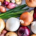 پیاز سفید یا قرمز؛ ارزش غذایی کدام بیشتر است؟