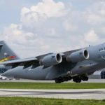 چرا آمریکا نمی‌تواند این هواپیمای غول‌پیکر قدیمی را جایگزین کند؟