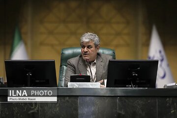 احتمال افزایش حقوق کارکنان بیش از ۲۰ درصد در بودجه ۱۴۰۵/ رئیس کمیسیون تلفیق مجلس خبر داد؛ افزایش حقوق بیش از ۲۰ درصد از طریق اصلاحات مالیاتی و پلکانی