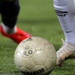 انتقاد تند روزنامه اصولگرا از باشگاهها/ امنیت و اخلاق زیر پای لات‌های فوتبال له می شود