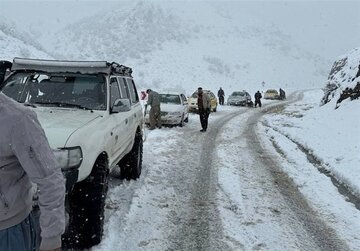 بارش برف و باران در ۱۰ استان/ ترافیک نیمه سنگین در این محورها