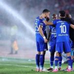 جلسه مشکوک چند بازیکنان استقلال در ساختمان باشگاه