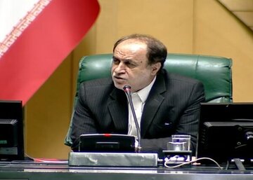 خط و نشان نایب رئیس مجلس برای پزشکیان و کابینهاش: یا ترمیم شوید یا استیضاح!