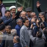 خوش و بش نمایندگان با پزشکیان/ خنده های ثابتی در کنار نبویان+تصاویر