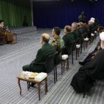 رهبر انقلاب: جوانان ما جوانان خوبی هستند؛ لزوم تبیین هنرمندانه ارزشهای دفاع مقدس برای آنان/ بهرغم مشکلات، نقاط مثبت در کشور زیاد است