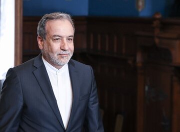 روایت عراقچی به دانشجویان روس درباره تغییر پیامهای آمریکا در جنگ ۱۲ روزه