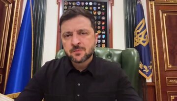 زلنسکی: اوکراین برای هر سناریویی آماده است / باید بدانم در روسیه چه گفته شده