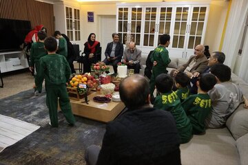 شعرخوانی قائم پناه برای کودکان در شب یلدا/ همه اقشار باید در شادی آیینهای فرهنگی سهیم باشند