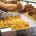 شیرینی شب یلدا گران می شود؟