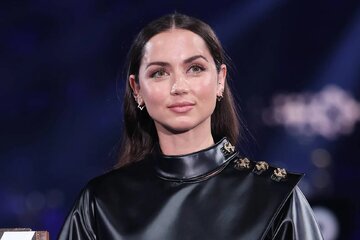 عکس | آنا د آمارس در فرمول یک ابوظبی!