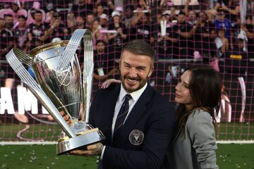 عکس | جنگ بزرگ در خانواده بکام؛ اختلافات علنی شد!