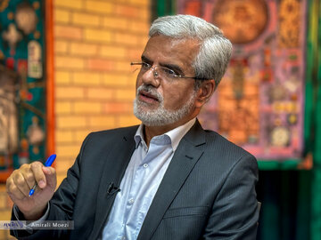 فعال سیاسی اصلاح طلب: با بازگشایی دانشگاه‌ها باید ماموریت شورای عالی انقلاب فرهنگی تمام می‌شد/ این شورا در قانون اساسی و در اصلاحات آن جایگاهی ندارد