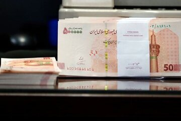مدل افزایش حقوق کارمندان و بازنشستگان برای سال آینده تغییر کرد/ درصد افزایش حقوق ۴۰ درصد شد؟