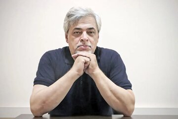 نمی خواستم ماله‌کش دولت باشم/ محمدمهاجری دلایل استعفای خود از شورای اطلاع رسانی دولت پزشکیان را توضیح داد