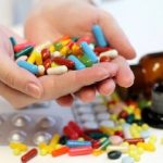 نگذارید این قرص‌ها در گلو گیر کنند/ راه‌های جلوگیری از گیر کردن قرص در گلو  