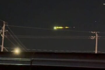 پدیده‌ای ناشناس در آسمان / زنگ خطر به صدا درآمد!