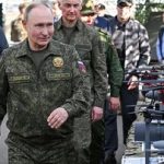 پوتین هشدار داد: یا دونباس را ترک می‌کنید یا آن را با زور تصرف می‌کنیم