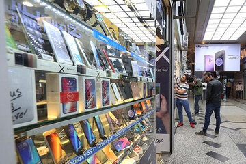 پیش‌بینی یک فعال بازار از وضعیت بازار موبایل/ مسافری‌ها چقدر گران شد؟
