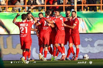 ۳ غایب پرسپولیس مقابل تراکتور
