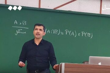 روایت خبرگزاری تسنیم از مواضع اخیر شریفی زارچی/ از کشور خارج شده