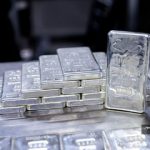 ریزش قیمت نقره در بازارهای جهانی و داخلی/ بازدهی نقره باز هم از طلا بیشتر شد