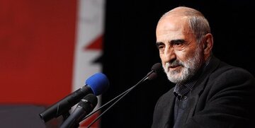 زیدآبادی: موضع‌گیری حسین شریعتمداری  به‌عنوان بخشی از حاکمیت، قابل قبول نیست