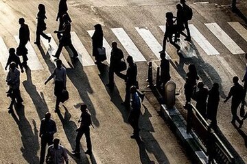 طبقه متوسط فروپاشیده، اما جامعه زخم خوردهی ایران هنوز امید دارد