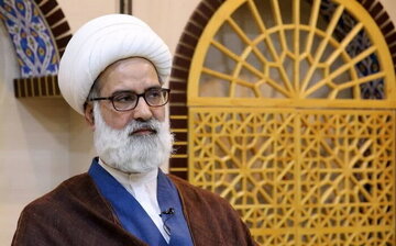 عضو جامعه مدرسین: بازاریان صاحب اصلی نظام هستند و پای نظام ایستادهاند/ بازاریان در تنگنای معیشتی هستند؛ دولت فورا برای بهبود وضع معیشت آنها اقدام کند