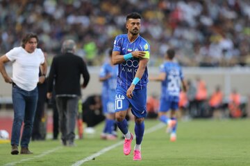 مقصد رامین رضاییان مشخص شد؛ شماره ۱۰ استقلال سرخپوش میشود