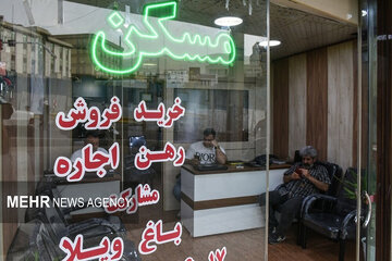 وضعیت بازار مسکن تا پایان سال/ سیگنال دلار به قیمت مسکن میرسد؟