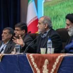 پزشکیان: برای مشکلات معیشتی مردم دنبال مقصر بیرونی نباشیم/ هیچکس حق ندارد با تصمیمهای نادرست برای جامعه مشکل ایجاد کند