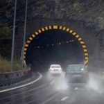 آخرین وضعیت ترافیکی و جوی محورهای مواصلاتی؛ بارش باران در جادههای ۹ استان/ این جاده تا ۱۸ اسفند مسدود است
