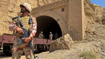 ارتش پاکستان از کشته شدن ۲۱۶ تروریست در بلوچستان خبر داد