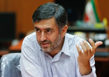 انتقاد فعال سیاسی اصولگرا از افزایش قیمتهای ایران خودرو در شب 22 بهمن؛ تدبیر در حد لالیگا! + عکس