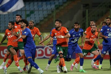 بازگشت تماشاگران به فوتبال ایران
