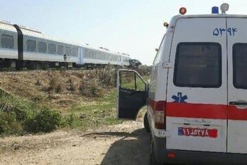 برخورد مرگبار قطار با عابر/ جزئیات