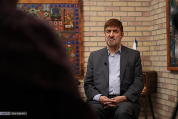 تحلیل علی مطهری از مذاکرات ایران و آمریکا/ درک آمادگی ایران برای دفاع، آمریکا را به سمت مذاکره سوق داد